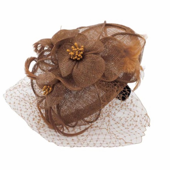 Charisma Sinamay Fascinator Cocktail Hat with Headband and Netting - Picture 5 of 7